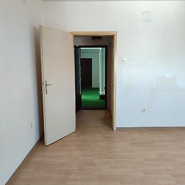 Stan na dan: ​garsonjeru od 21m2 na odličnoj lokaciji u Ustaničkoj ulici (kod — 8