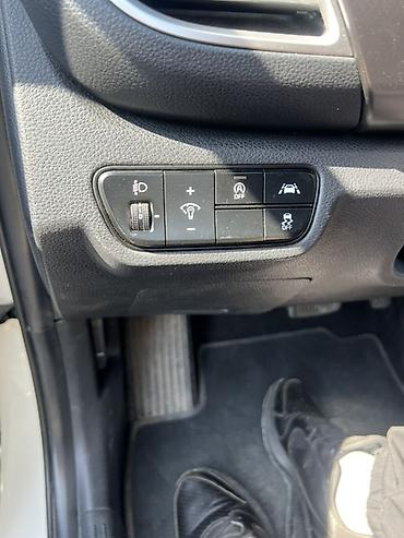 Kia: Kia Seltos: 2020 г., 1.6 л, Робот, Дизель, Кроссовер — 14