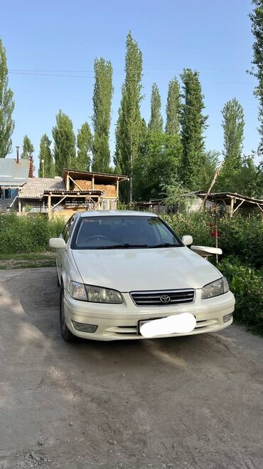 Toyota: Toyota Camry: 2001 г., 2.2 л, Автомат, Бензин, Седан