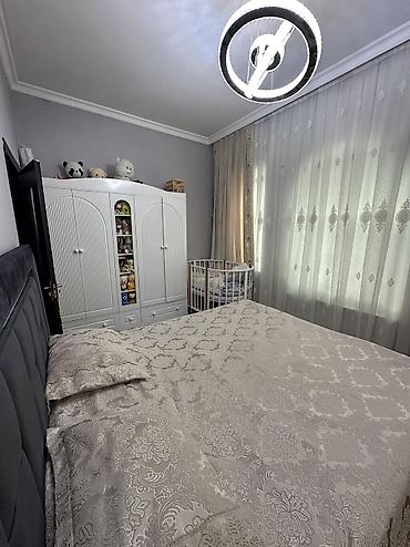babekde satilan bina evleri: Xirdalanda 4 otaq Cixariş kupca 1 maşin heyeti AAF PARKA 7 deqelik — 4