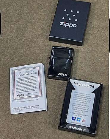 Zippo Classic High Polish Black Ebony / Black Ice Zippo alışqan parlaq lalafo.az -da Zippo Classic High Polish Black Ebony / Black Ice Zippo alışqan parlaq