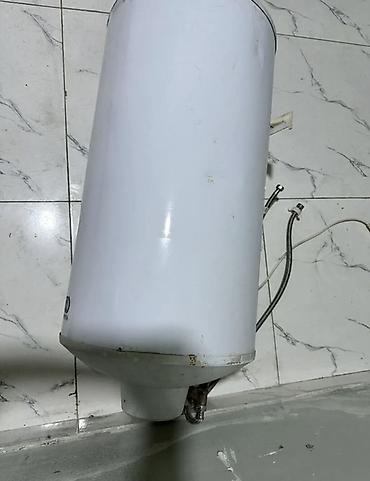 бак для воды: Elektrik su qızdırıcısı (boiler) - Silindrik, divardan asılan model - — 1