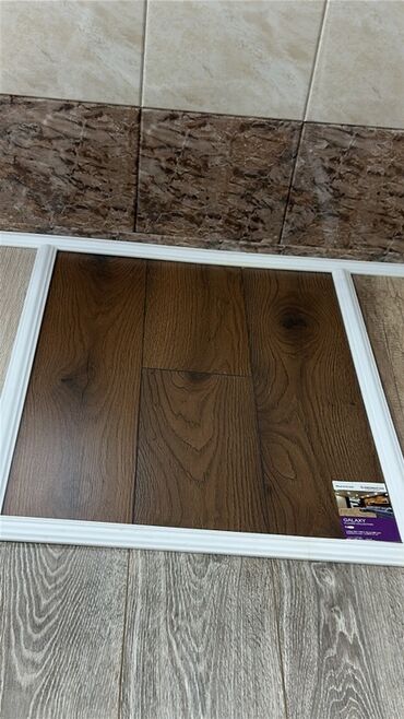 Laminat: Laminat döşəmə panelləri – müxtəlif ağac teksturalı dizaynlar Məhsul — 34