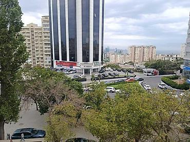 4 5 saatliq is elanlari: Bakı, Yasamal, 1 otaqlı, Köhnə tikili, m. Elmlər Akademiyası, 22 kv. m — 1