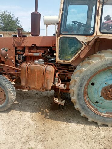 traktor altlıqlı qara qadın bosonojkaları: Traktor Yumz YUMZ, 1991 il, motor 0.3 l, İşlənmiş