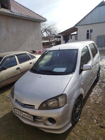 Daihatsu: Daihatsu YRV: 2002 г., 1.3 л, Механика, Бензин, Хэтчбэк