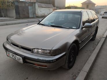 Honda: Honda Accord: 1993 г., 2.2 л, Механика, Бензин, Универсал