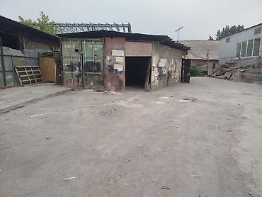 Сдается в аренду территория 430 кв. м. с широким въездом и контейнер