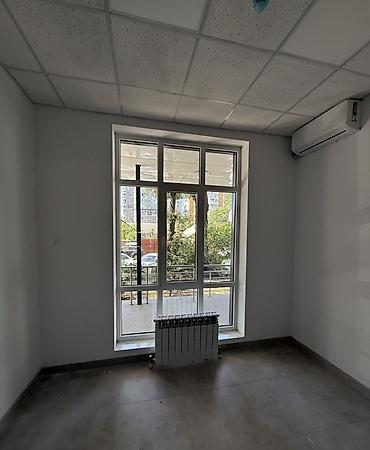 Недвижимость: : Сдаю Банковское отделение, Колл-центр, Нотариус, 20 м², В жилом комплексе, С ремонтом — 2