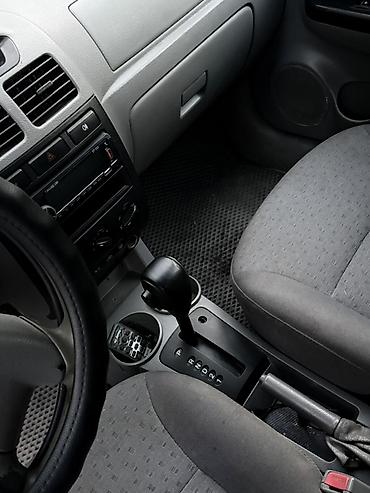 devo tiko: Kia Rio: 2003 г., 1.5 л, Автомат, Бензин, Хэтчбэк — 3