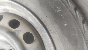 домик вагон: Колеса в сборе 175 / 65 / R 14, Зимняя шипованная, 1 шт, Железные, отверстий - 4