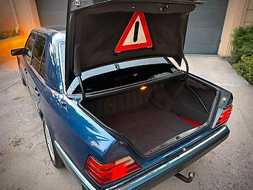 Продажа авто: Mercedes-Benz W124: 1993 г., 2.2 л, Механика, Бензин, Седан — 7