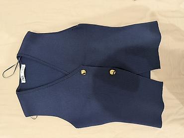 Жилеты, безрукавки: Жилет ZARA, женский - Цвет: тёмно‑синий (navy) - Фасон: приталенный — 1