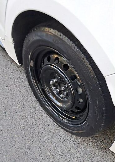 Колеса в сборе: Б/у Колесо Toyota 205 / 55 / R 16, 5 Болтов
