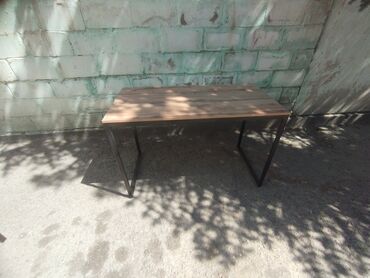 Компьютерные столы: Стол в стиле лофт есть в наличии размер: длинна - 120см ширина - — 9