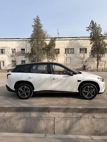 BYD: BYD : 2024 г., 1.5 л, Электромобиль, Кроссовер — 3