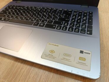 ASUS: ASUS 15.6 ", Intel Core i7, 256 GB — 4