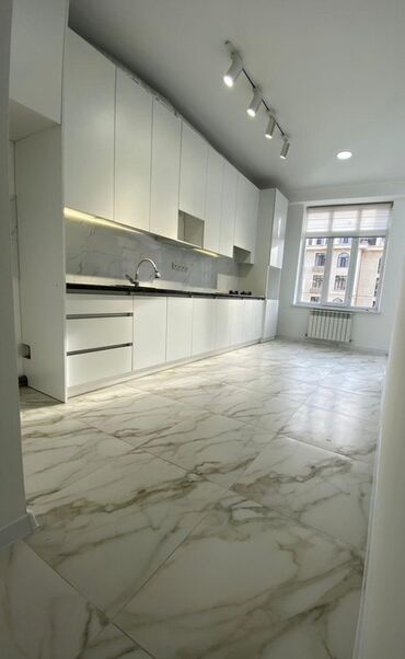 продается дом село ак жол: 1 комната, 50 м², Элитка, 7 этаж, Дизайнерский ремонт
