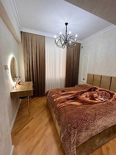 19: Badamdar qəs., 3 otaqlı, Yeni tikili, 110 kv. m — 8