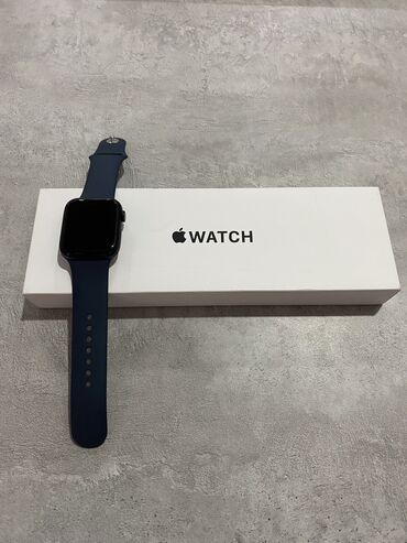 епл ватч: Продаю Apple Watch SE 2 44 ММ Покупали в Америке часы в хорошем