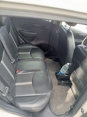 chevrolet onıx: Chevrolet Spark: 2020 г., 1 л, Автомат, Бензин, Хэтчбэк — 6
