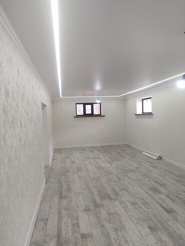 Другая сантехника: Бригада опытных отделочников предоставляет свои услуги: сантехника — 16