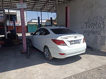 rota grid: Hyundai Accent: 2012 г., Механика, Седан — 4