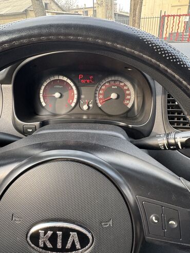 Kia: Kia Rio: 2010 г., 1.6 л, Автомат, Бензин, Седан — 10