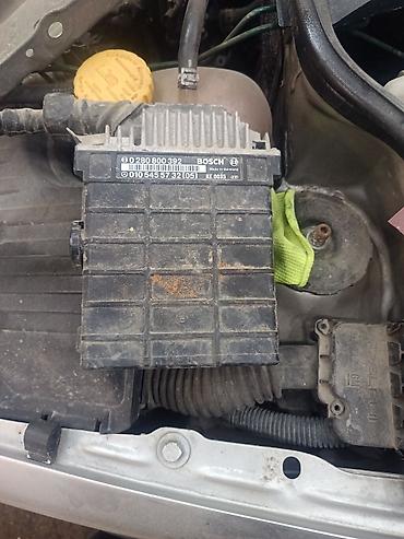 mersedes motor: 190 beyni mexanika - Marka: BOSCH - İstehsal ölkəsi: Germany - — 1