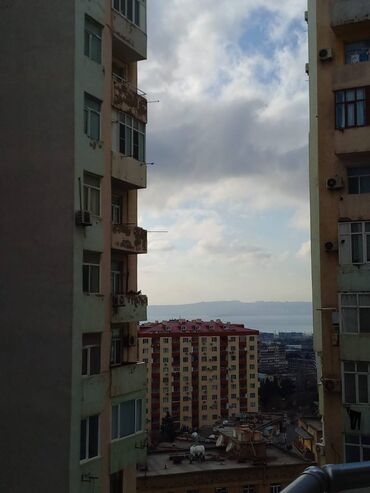 Uzunmüddətli kirayə mənzillər: Həzi Aslanov metro stansiyası yaxınlığında,Akkord MMC-in binasında 2 — 26