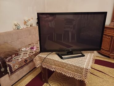 ucuz smart tv: İşlənmiş Televizor LG LCD Ünvandan götürmə