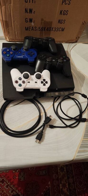 qaz ve aspirator: Play station 3 slim satılır. Yaddaşında son oyunlar və 5 ədəd pultla