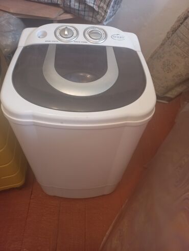 продаю бу стиральная машина: Стиральная машина Artel, Б/у, До 5 кг, Компактная