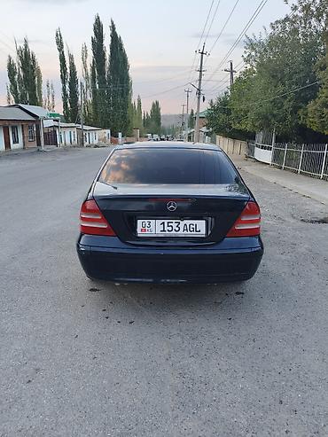 Унаа: Mercedes-Benz C-Class: 2001 г., 2 л, Кол менен иштөөчү, Седан — 2