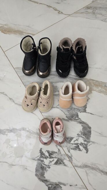 Детская обувь: Детская обувь набором: - Зимние сапоги черные, на молнии, с теплым — 12