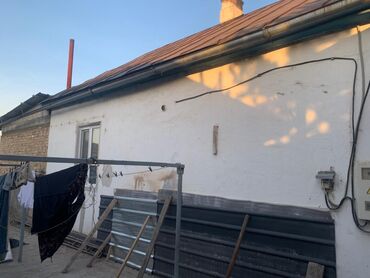 Склады и мастерские: Продаётся кирпичный дом с тремя спальнями, большой зал, большая кухня at lalafo.kg — 5 Склады и мастерские: Продаётся кирпичный дом с тремя спальнями, большой зал, большая кухня — 5