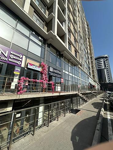 hostel 28: Icarədə – vitraj önlü kommersiya sahəsi - Təyinat — 1
