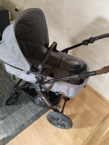 Kolica za bebe: Kindergraft kolica ako nekom trebaju za delove sve funkcioniše osim