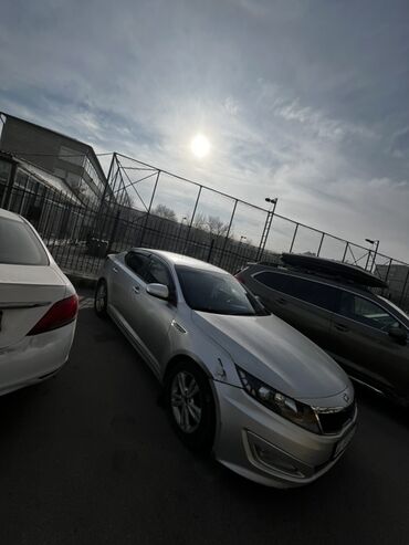 Kia: Kia K5: 2011 г., 2 л, Автомат, Газ, Седан — 4