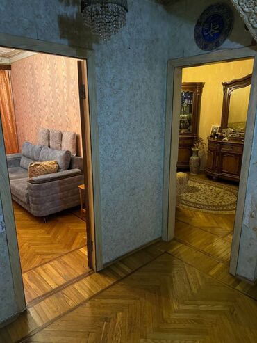 Köhnə tikili: Bakı, Yeni Günəşli Massiv A, 3 otaqlı, Köhnə tikili, 75 kv. m — 6