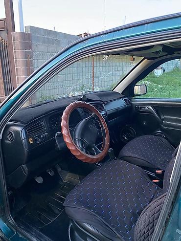 cla 45: Volkswagen Golf: 1993 г., 1.8 л, Механика, Бензин, Хэтчбэк — 5