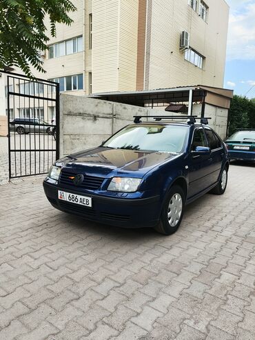 сигнал клаксон: Volkswagen Bora: 2003 г., 1.6 л, Механика, Бензин, Седан