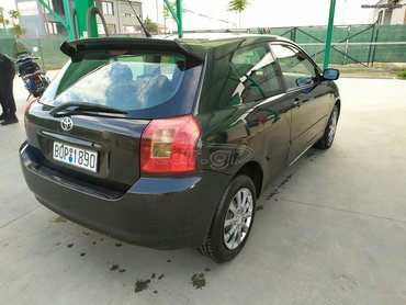 Toyota: Toyota Corolla: 1.4 l. | 2004 έ. Χάτσμπακ — 4