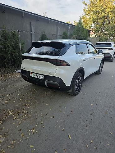 wuling mini ev: Changan Qiyuan Q05: 2026 г., Автомат, Электромобиль, Кроссовер — 4
