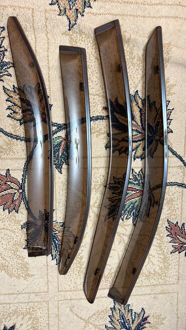 Другие аксессуары: Продаю ветровики на Мерседесы W220 ( лонг/коротыш) W140 (лонг), W210 — 8