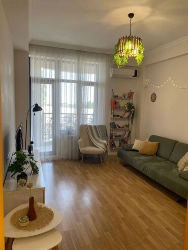 Uzunmüddətli kirayə mənzillər: Salam, mənzil Azəriittiffaqda bazar store-nin üstündəki binada 5 ci -da lalafo.az — 2 Uzunmüddətli kirayə mənzillər: Salam, mənzil Azəriittiffaqda bazar store-nin üstündəki binada 5 ci — 2