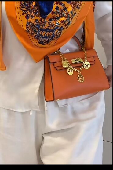 kiqurum qadın pijamaları: Hermes, Yeni