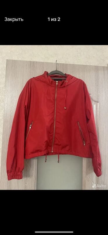 жен ветровку: Куртка M (EU 38), цвет - Красный