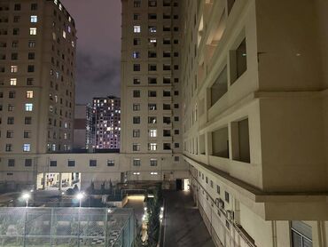 Uzunmüddətli kirayə mənzillər: Nerimanov rayonu Şerq bazarinin yani maqistral yolda 16/3mertebesinde — 19