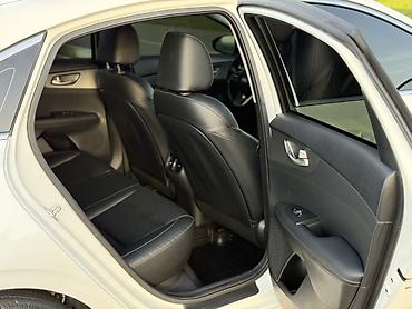 Kia: Kia K3: 2018 г., 1.6 л, Вариатор, Бензин, Седан — 10